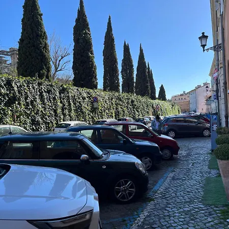 Shabby Studio- Ai Fori Imperiali *