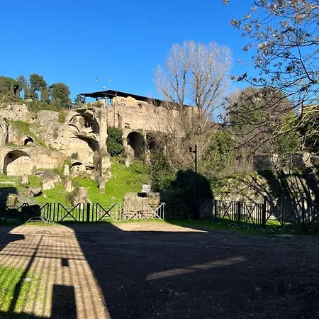 Shabby Studio- Ai Fori Imperiali * Řím