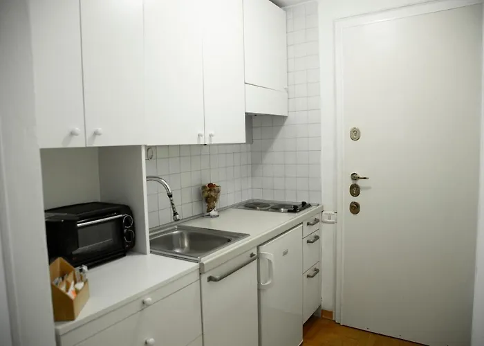 Shabby Studio- Ai Fori Imperiali